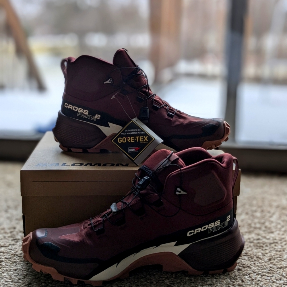 Salomon cross hike mid GTX 2 women size 9.5
